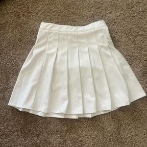 white pleated mini / midi skirt